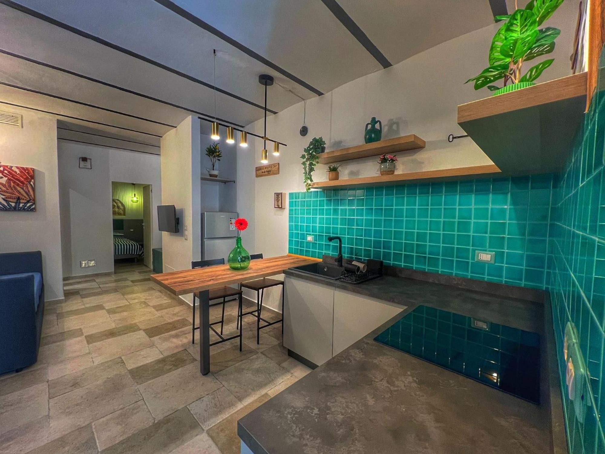 Amay City Suite Бари Экстерьер фото