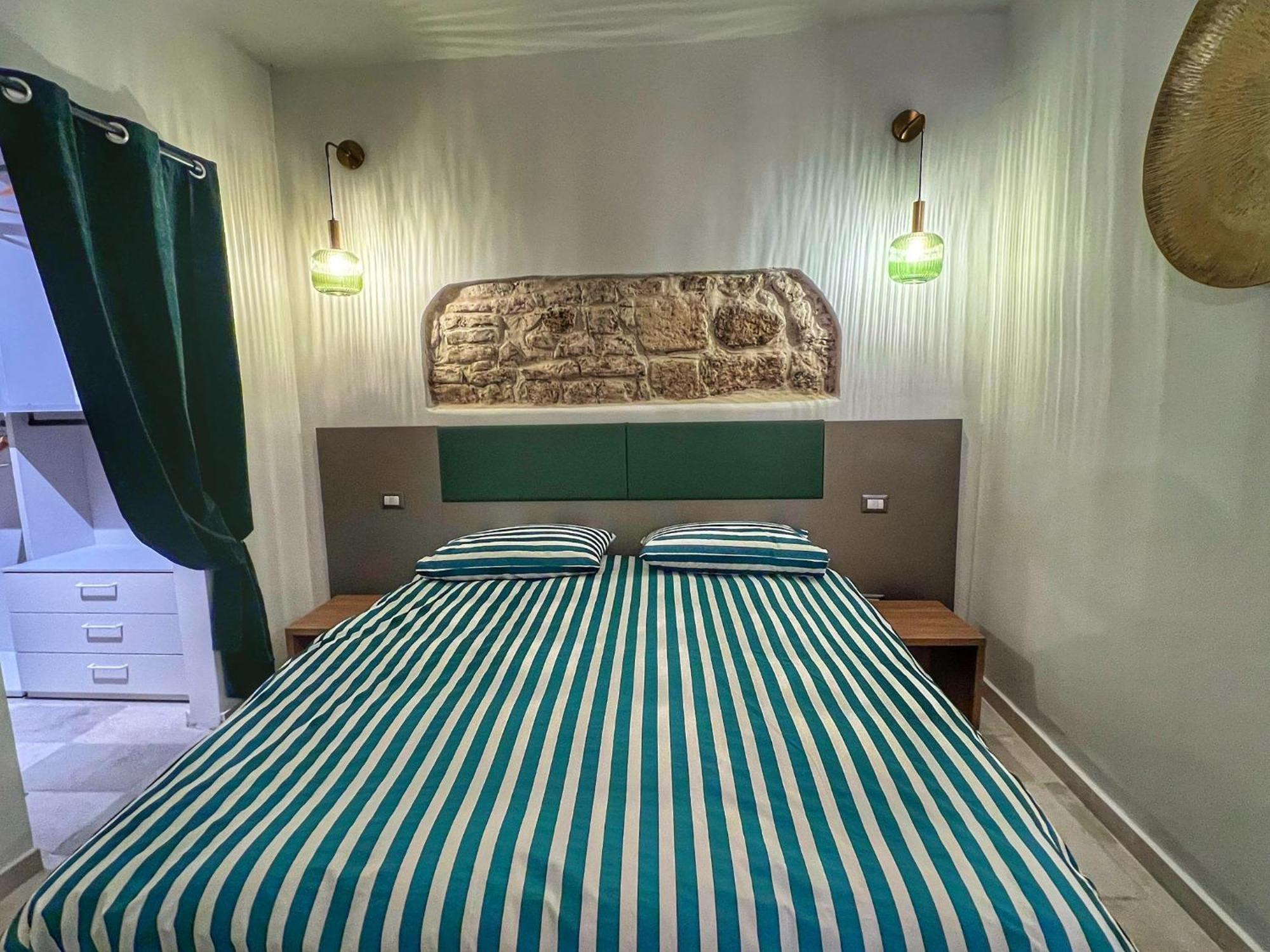 Amay City Suite Бари Экстерьер фото